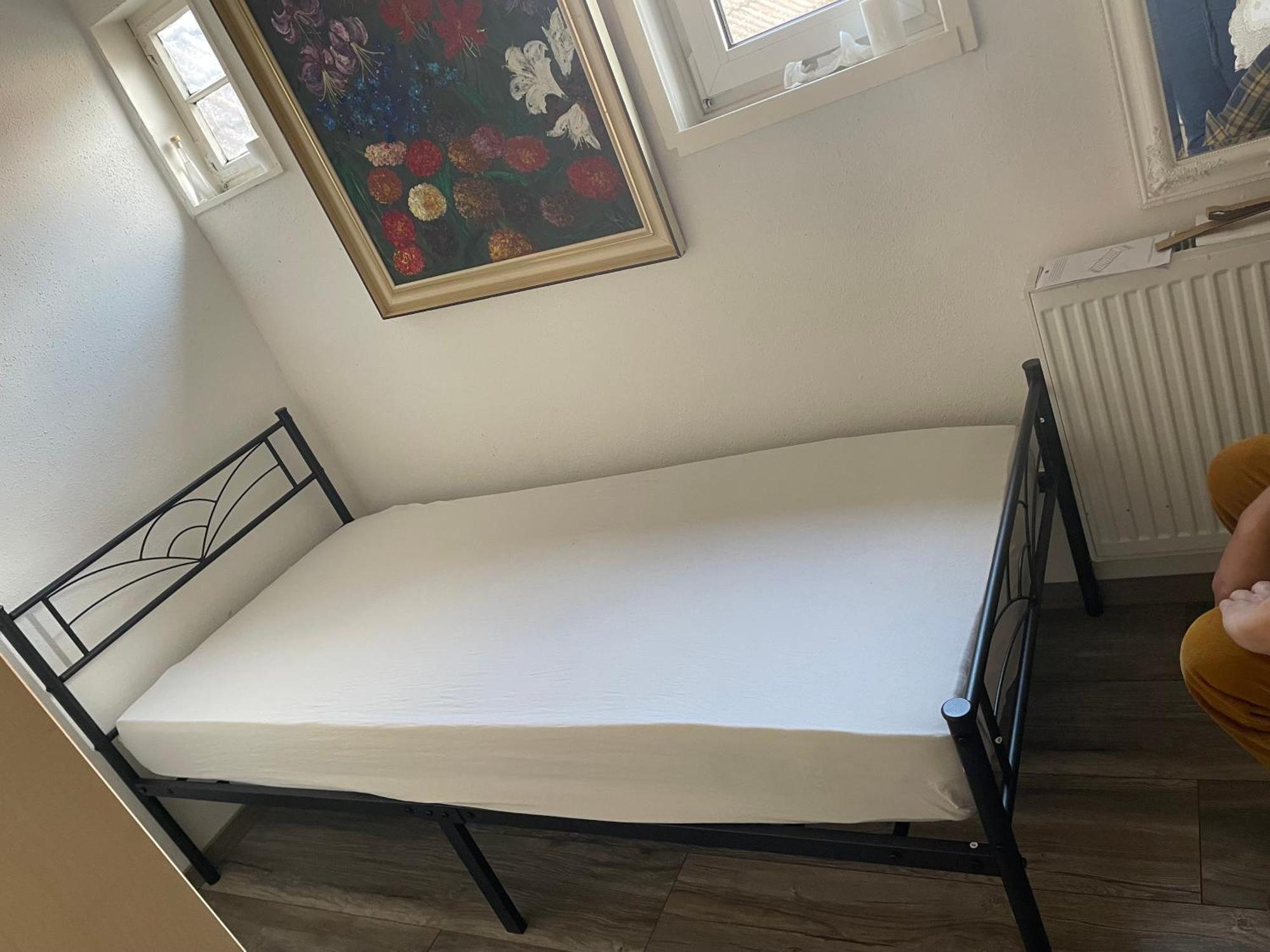 Gaestehaus Linden -zweibettzimmer *